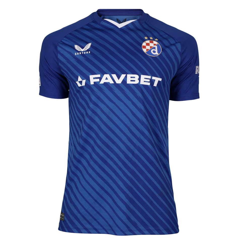 来自Dinamo Zagreb的Martin Baturina球衣