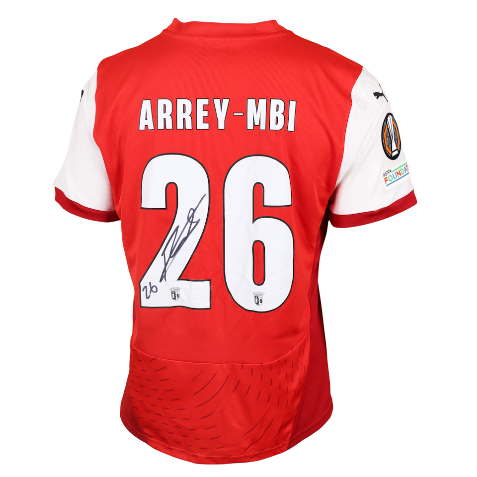 Bright Akwo Arrey-Mbi SC Braga shirt