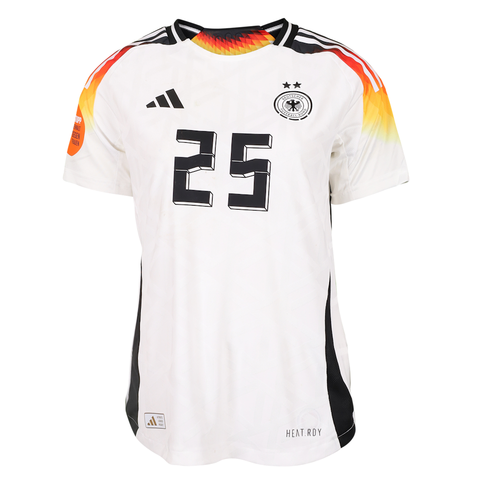 Selina Cerci Germany W jersey