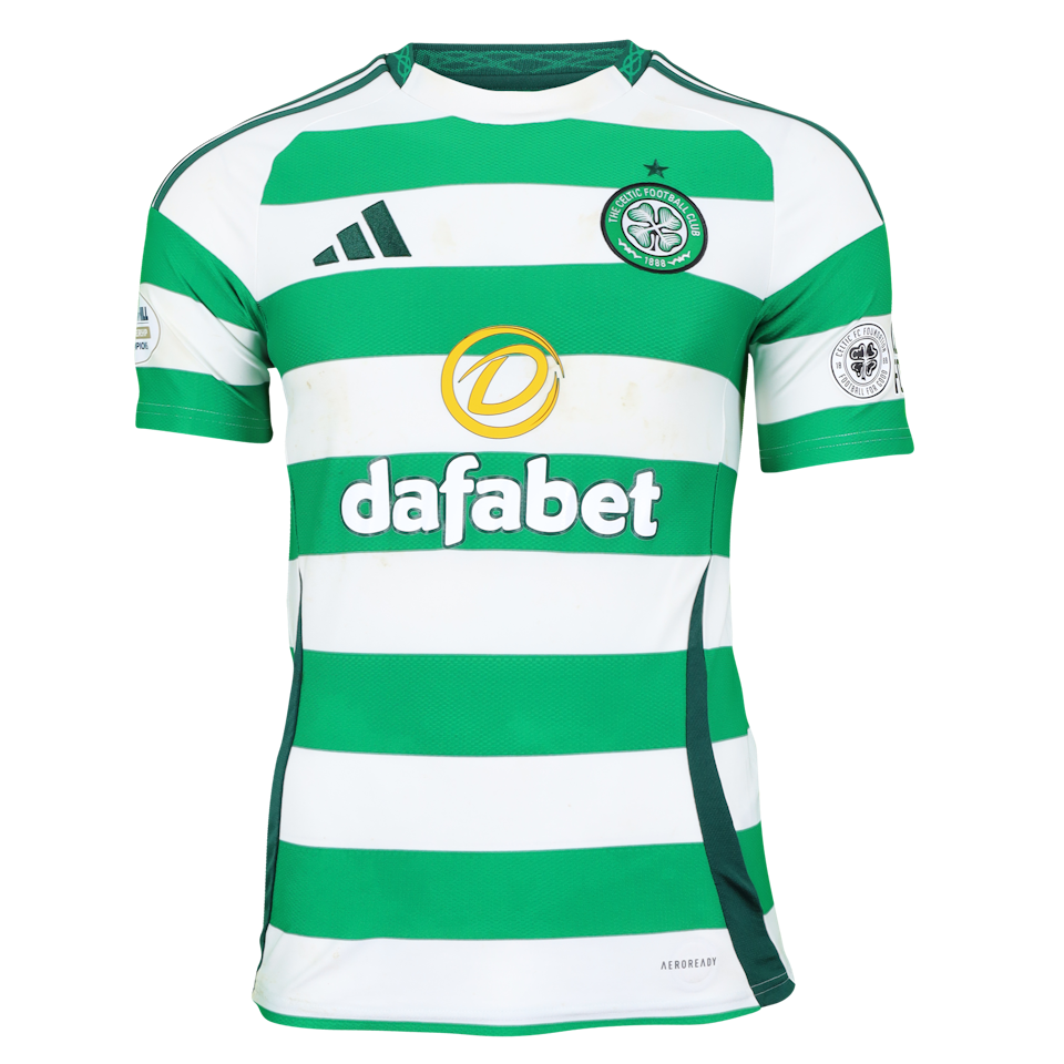 Alistair Johnston Celtic shirt