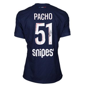 William Pacho Paris Saint-Germain forması
