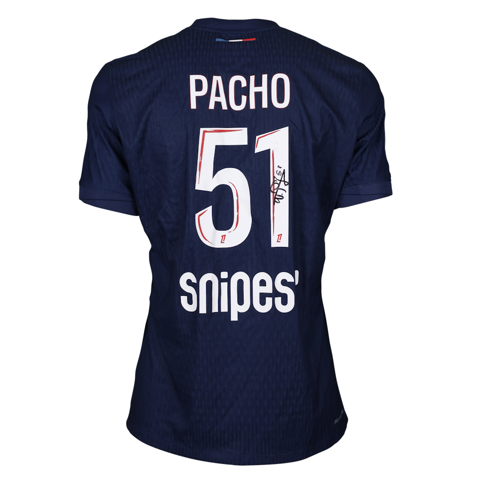 William Pacho Paris Saint-Germain forması