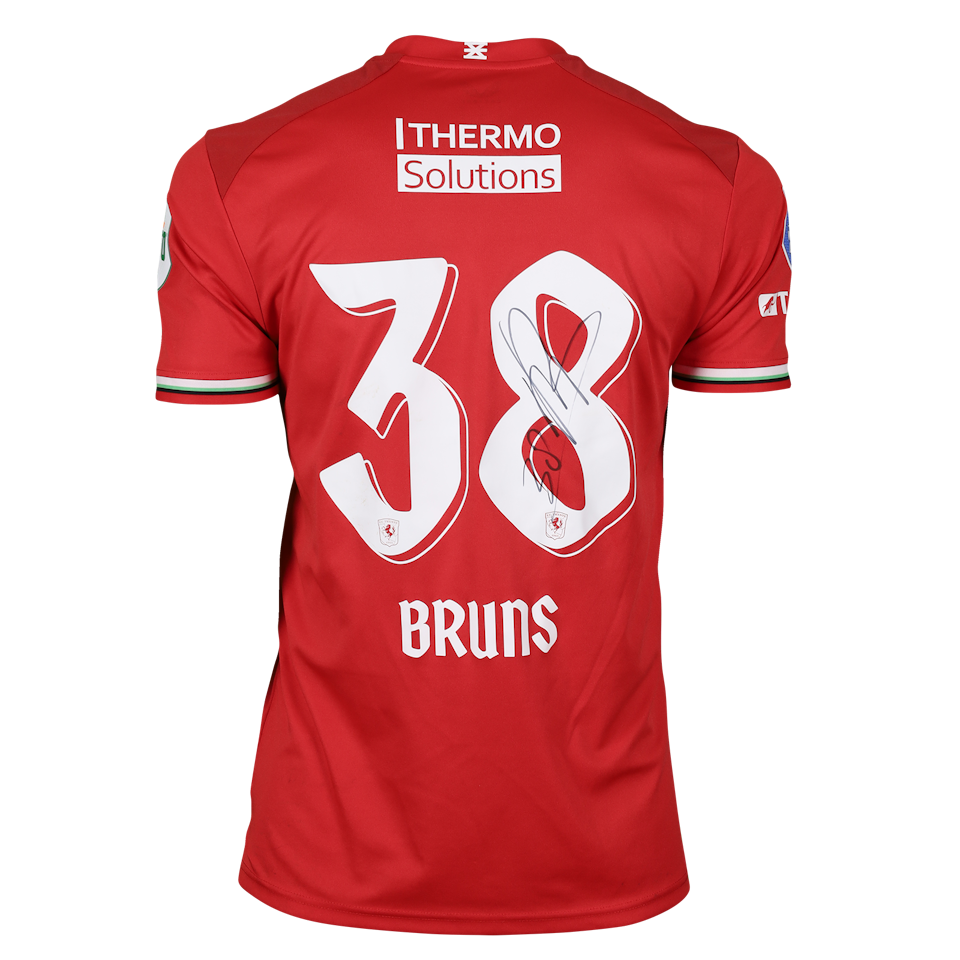Max Bruns FC Twente shirt