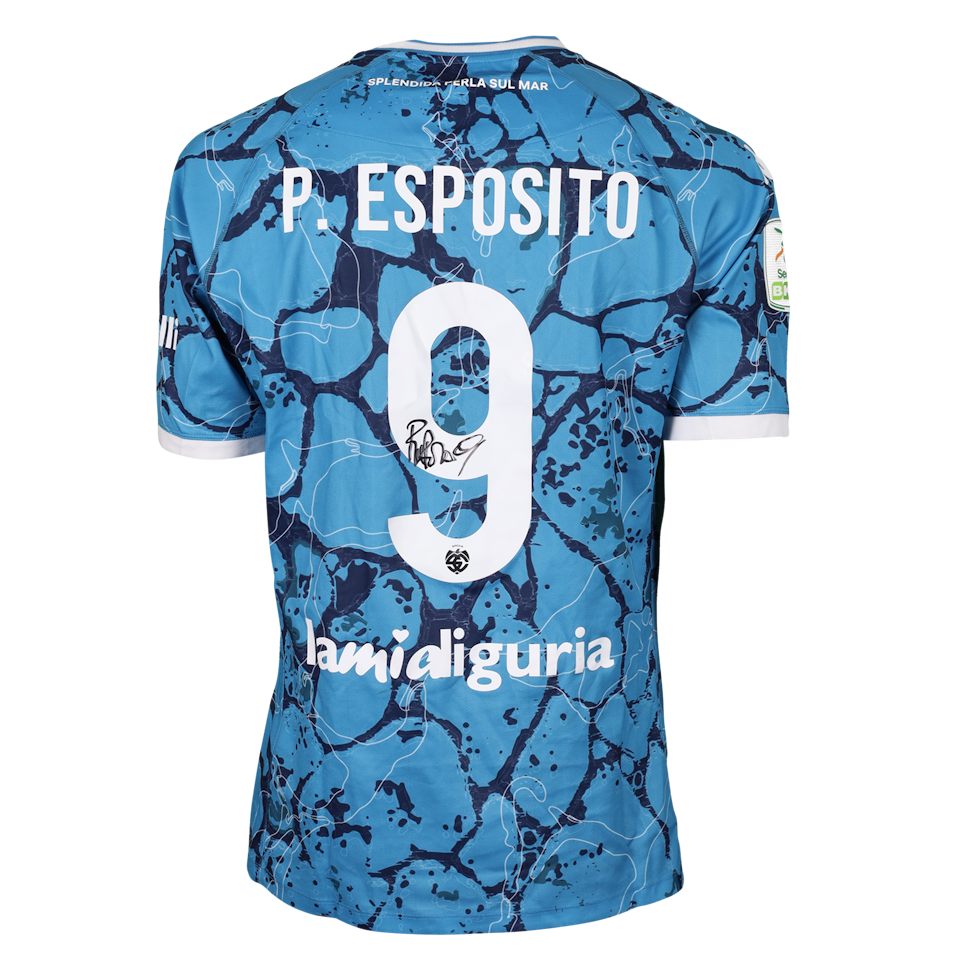 Francesco Pio Esposito Spezia Calcio のシャツ