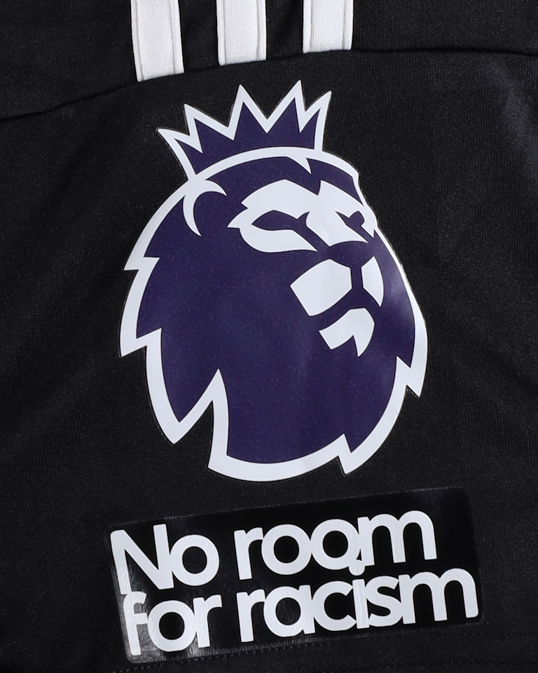 Joshua King Fulham shirt