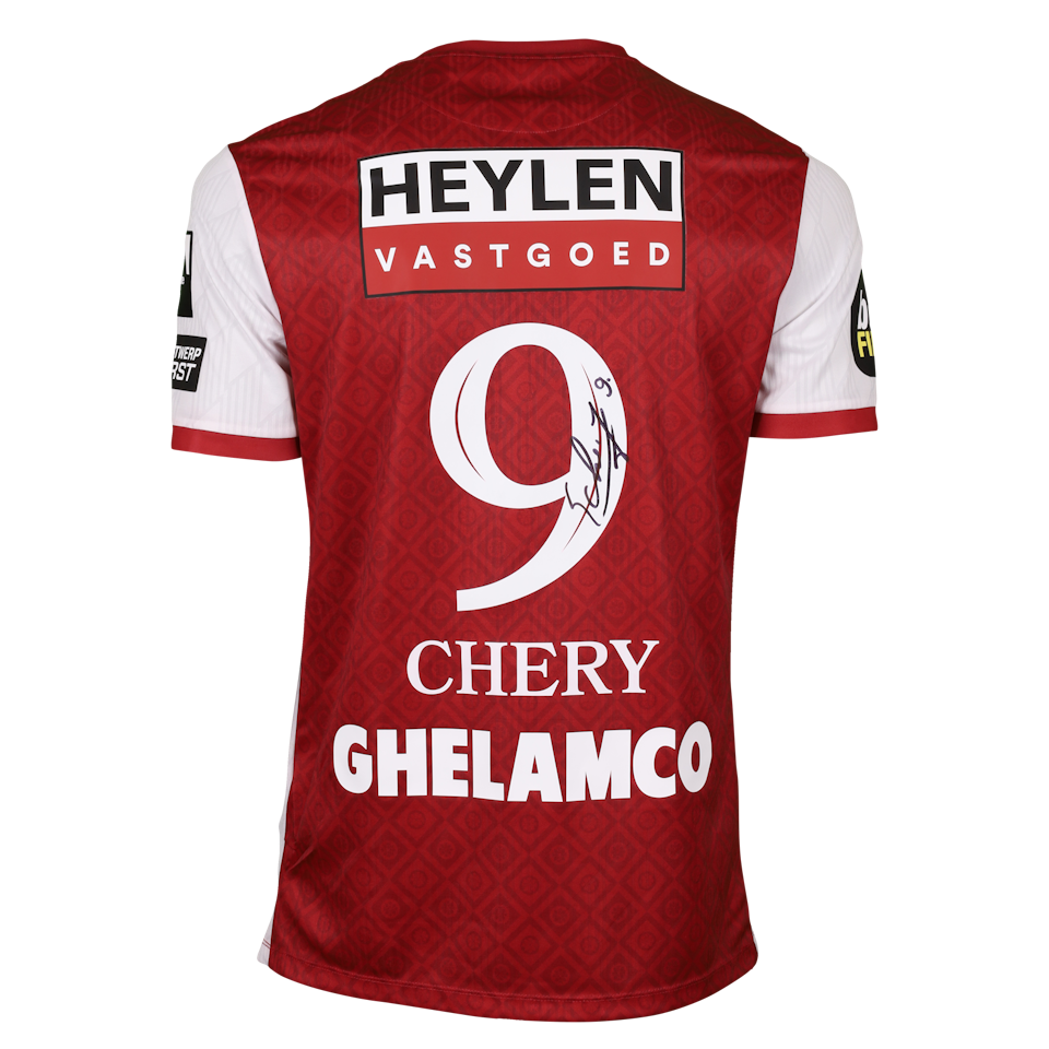 Tjaronn Chery Royal Antwerp FC shirt