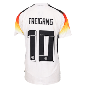 Laura Freigang Germany W jersey