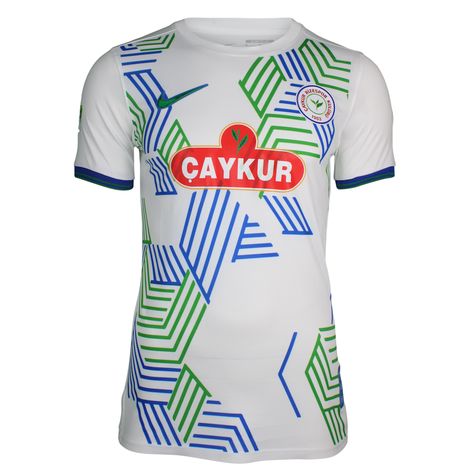 Taha Şahin Çaykur Rizespor forması