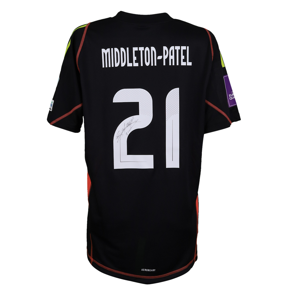 Safia Middleton-Patel Wales W jersey