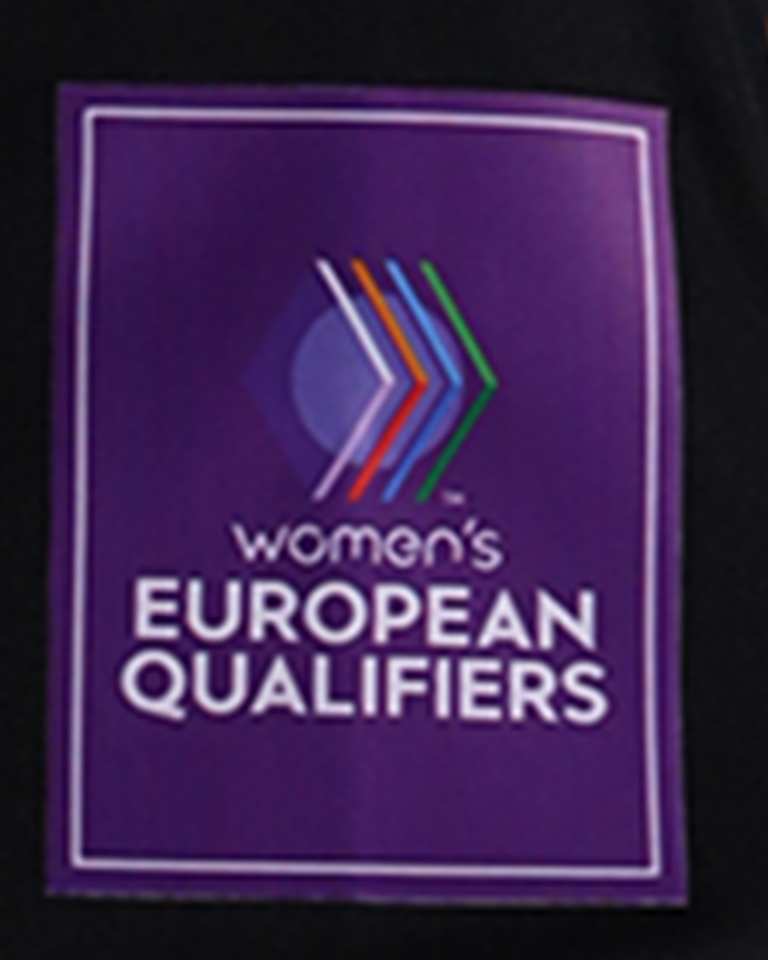 Safia Middleton-Patel Wales W jersey