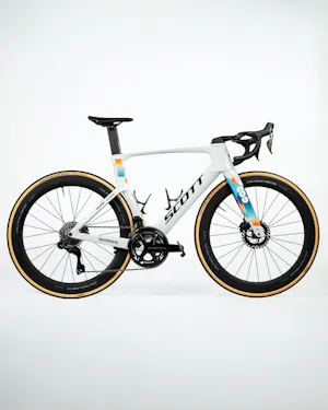 Romain Bardet | SCOTT Foil RC Pro