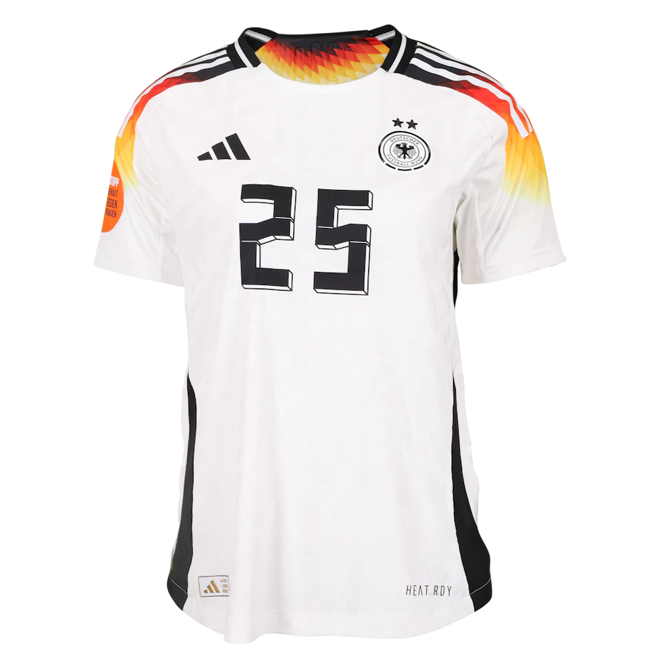 Germany W-Trikot von Selina Cerci
