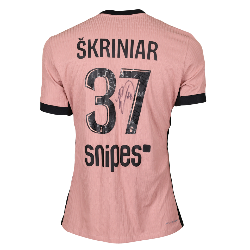 Milan Škriniar Paris Saint-Germain shirt