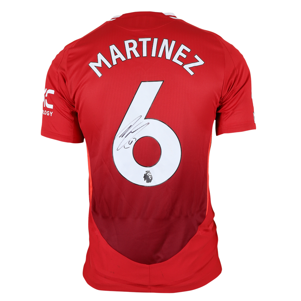 Lisandro Martínez Manchester United shirt