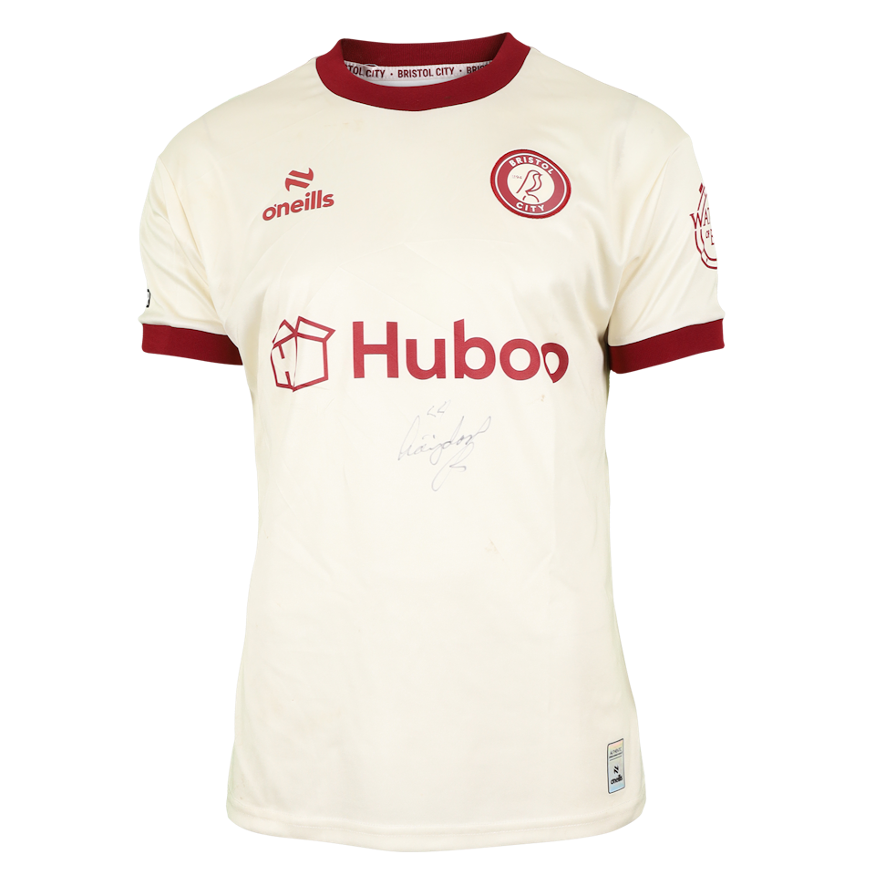 Hayden Roberts Bristol City shirt