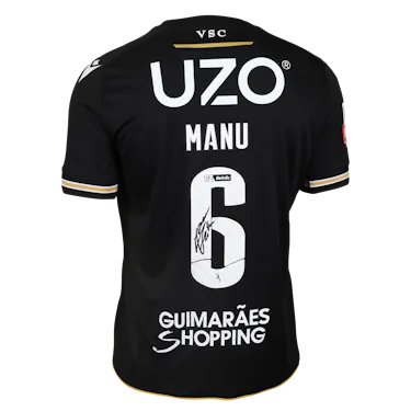 来自Vitória SC的Manu Silva球衣