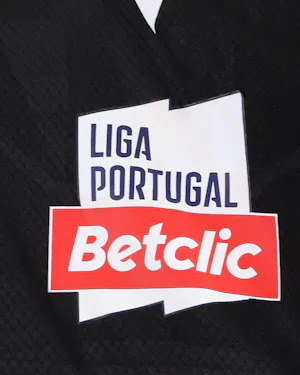 来自Vitória SC的Manu Silva球衣