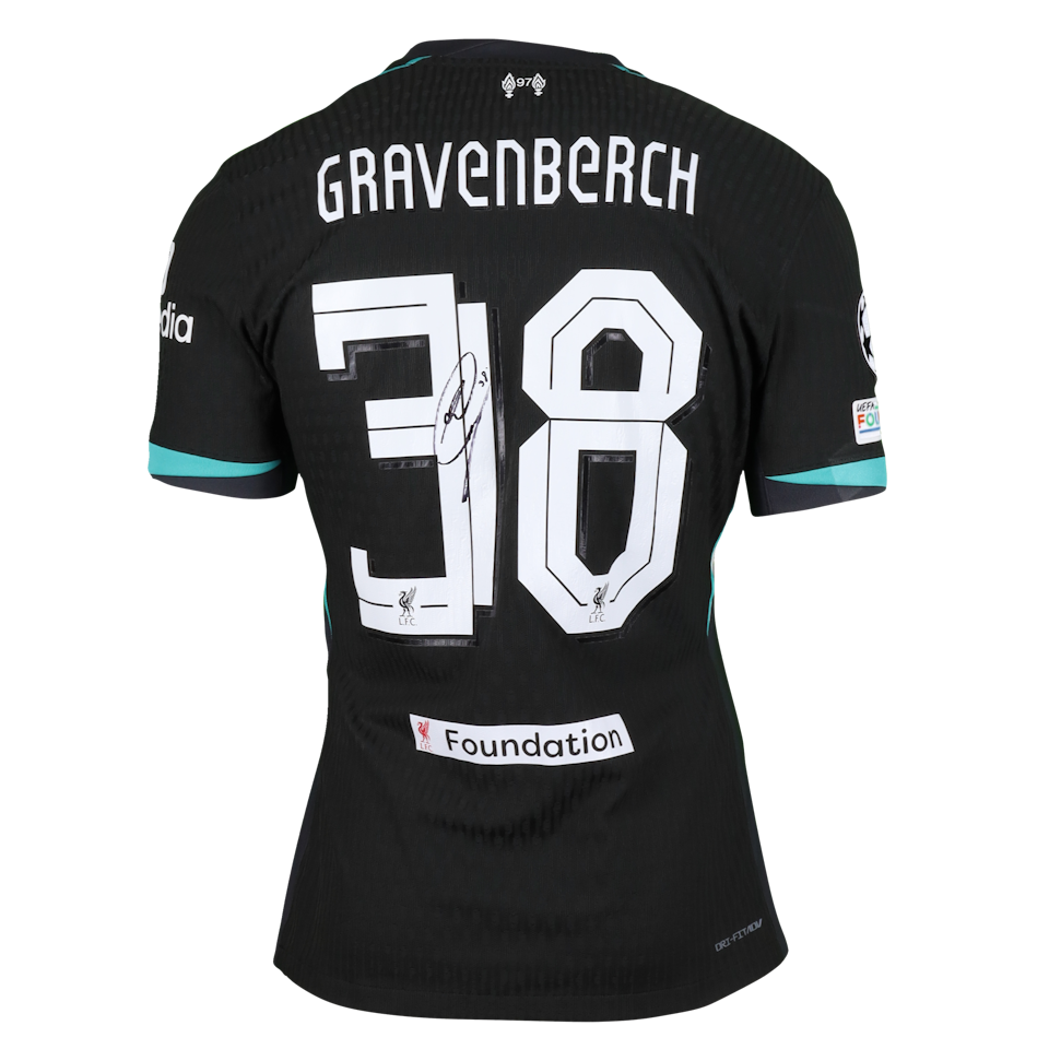 Ryan Gravenberch Liverpool forması