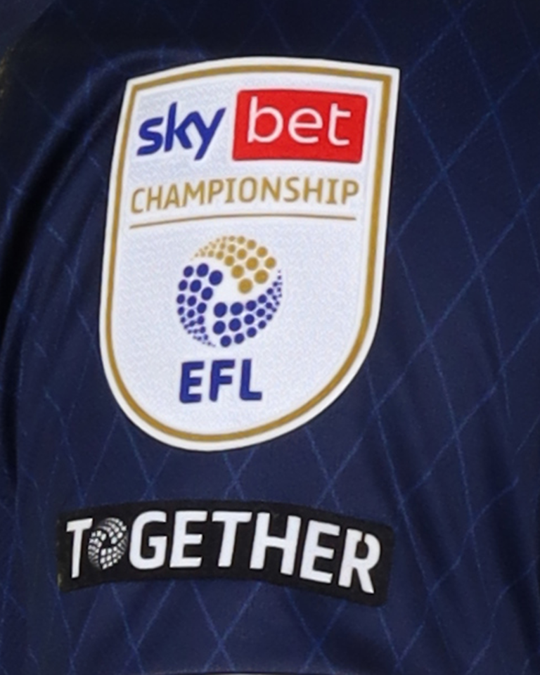 Japhet Tanganga Millwall shirt