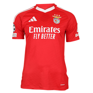 Álvaro Fernández SL Benfica forması