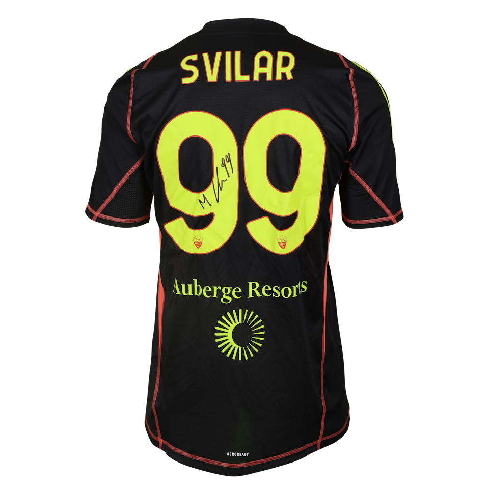 Mile Svilar AS Roma forması