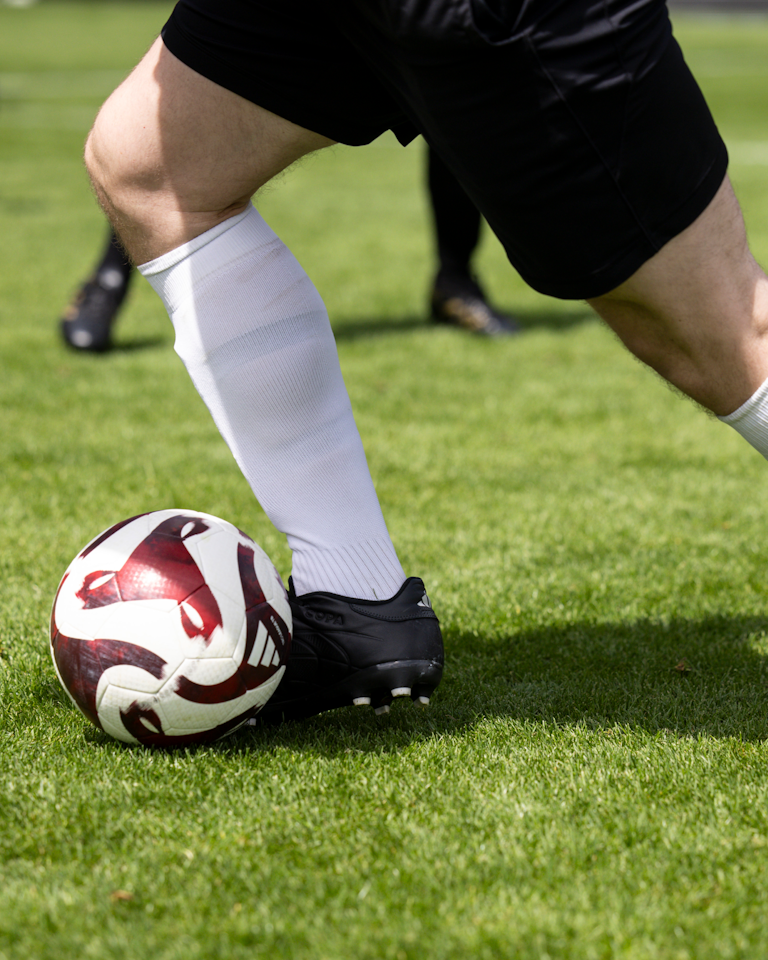 2x Play on the Pitch Experiences