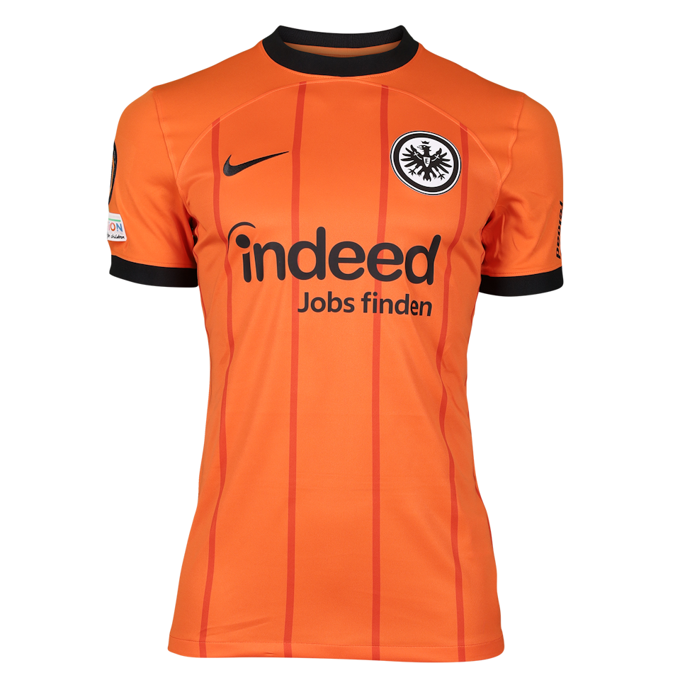 Eba Bekir İş Eintracht Frankfurt shirt