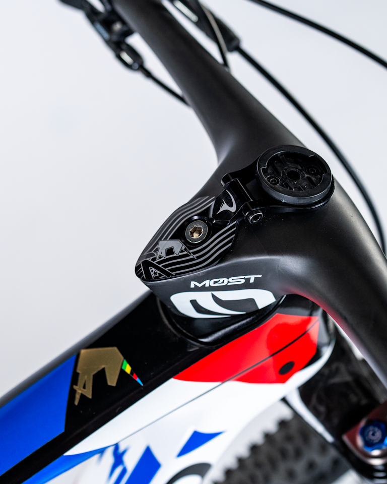 Pauline Ferrand-Prevot | Pinarello Dogma XC Full Suspension