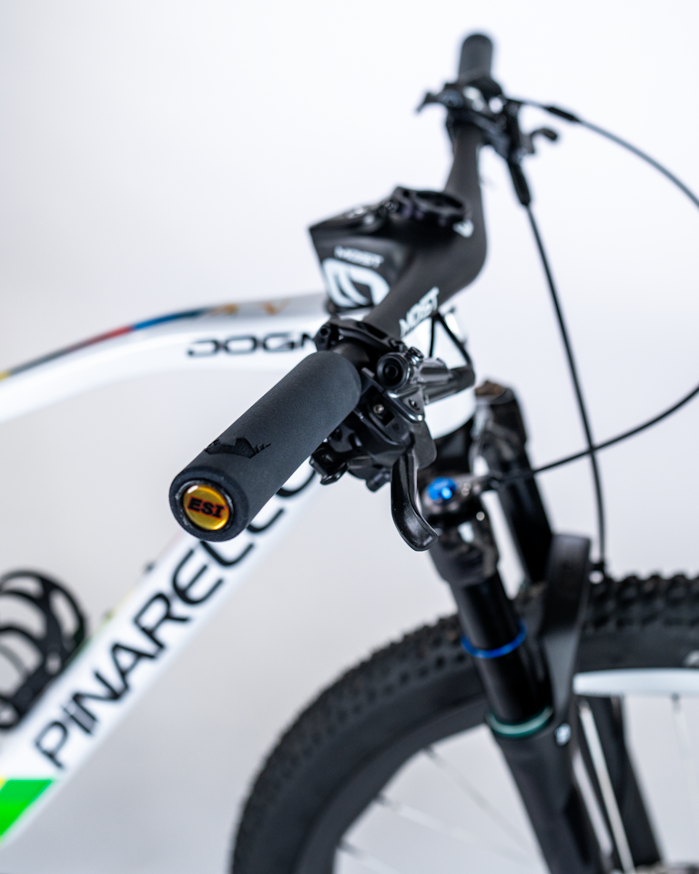 Pauline Ferrand-Prevot | Pinarello Dogma XC Hard Tail
