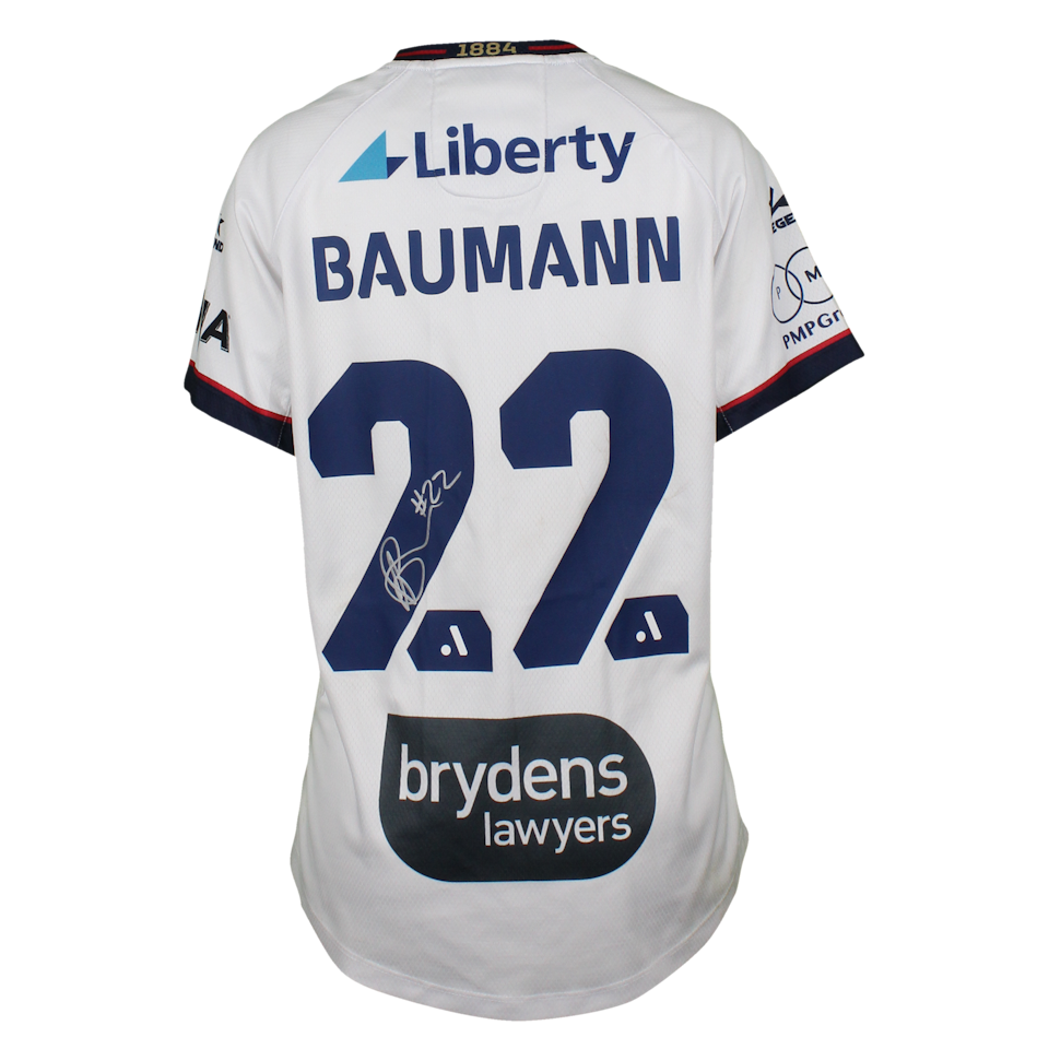 Lorena Baumann Newcastle Jets W shirt