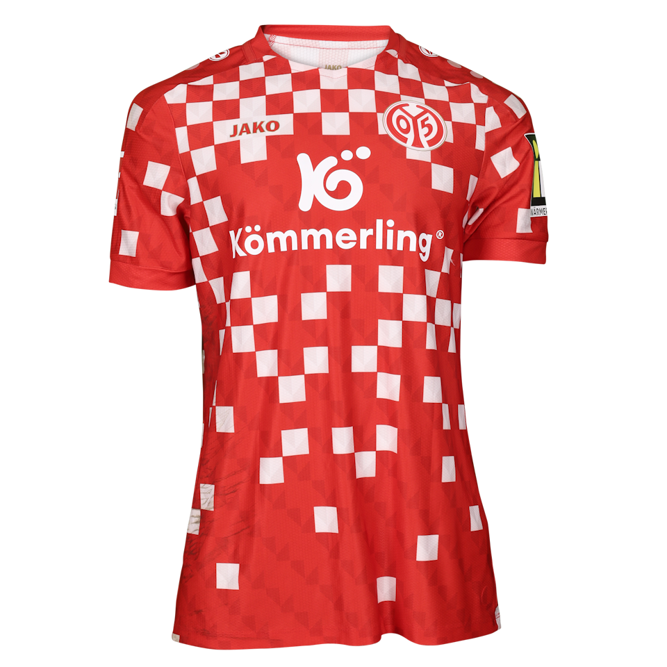 Karim Onisiwo  Mainz 05 shirt