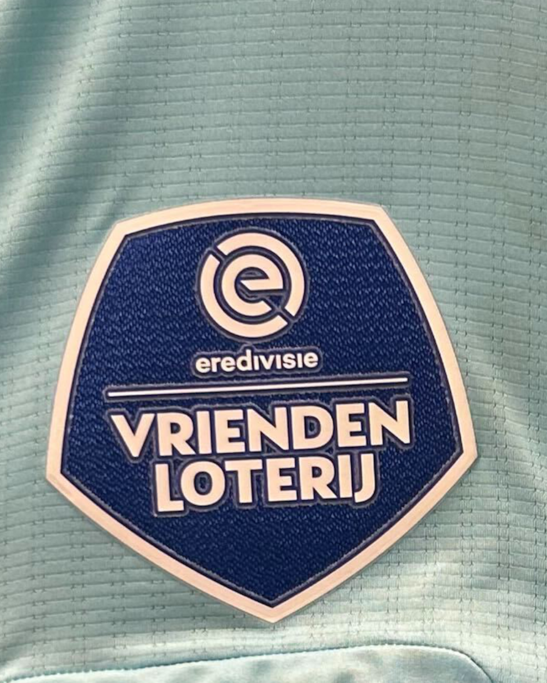 Thom Haye Almere City shirt