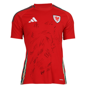 Squad Signed Shirt - 1