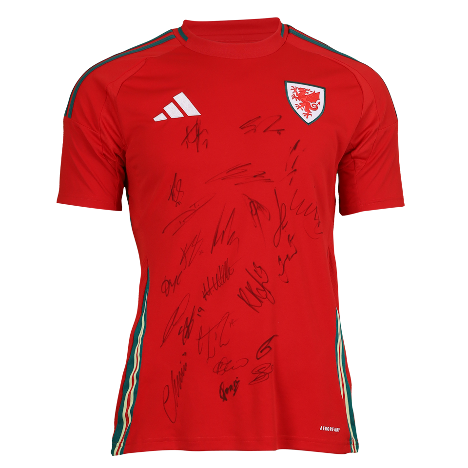Squad Signed Shirt - 1