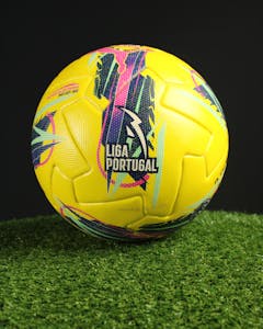 Match Scored Ball `51 - Óscar Rivas