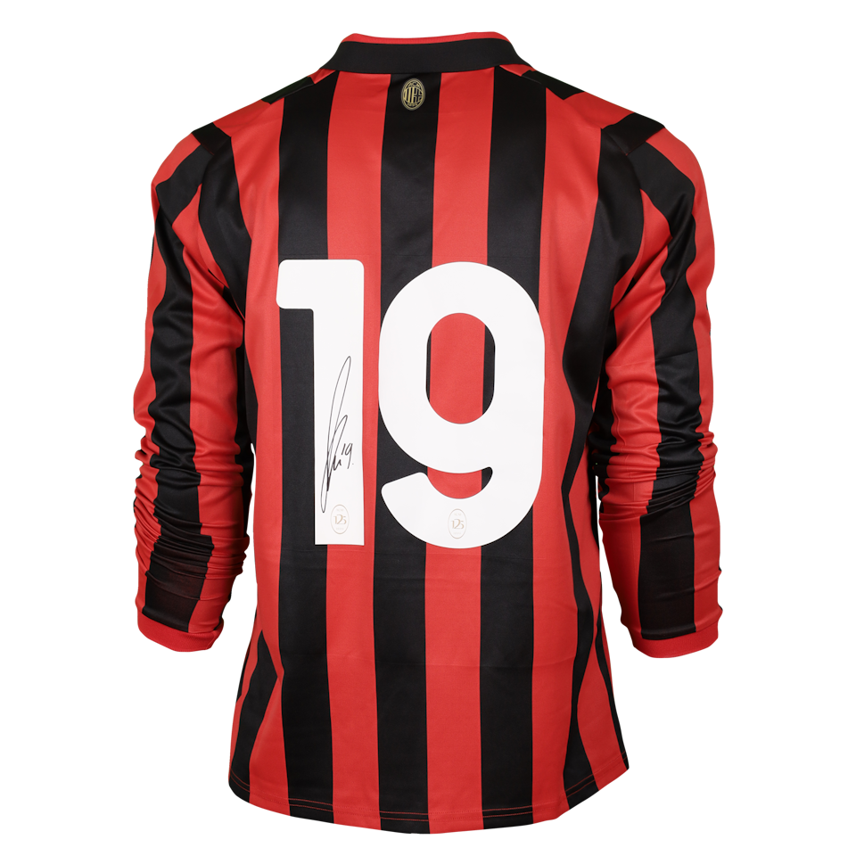 Theo Hernández AC Milan jersey