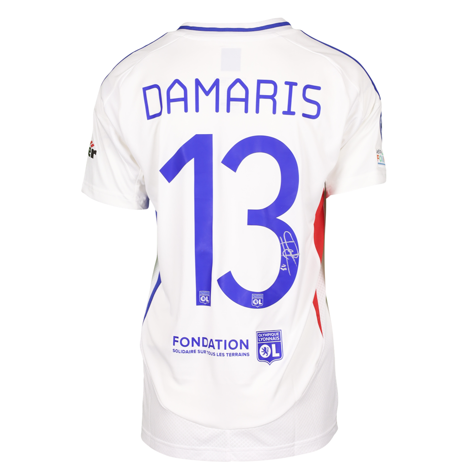Damaris Egurrola  OL Lyonnes shirt