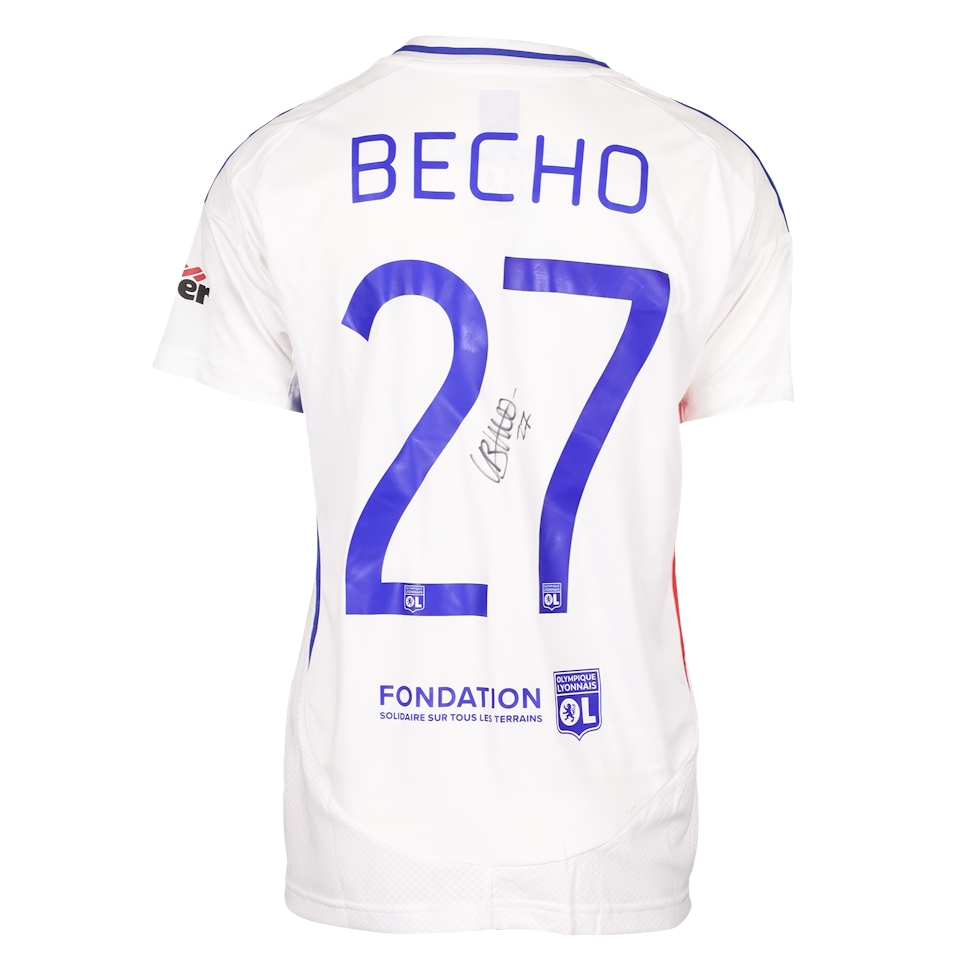 Vicki Becho OL Lyonnes shirt