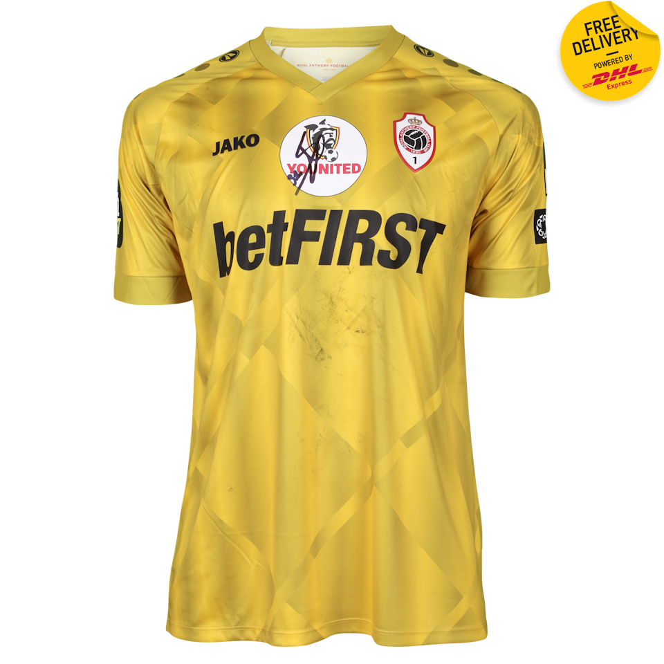 Senne Lammens Royal Antwerp FC shirt