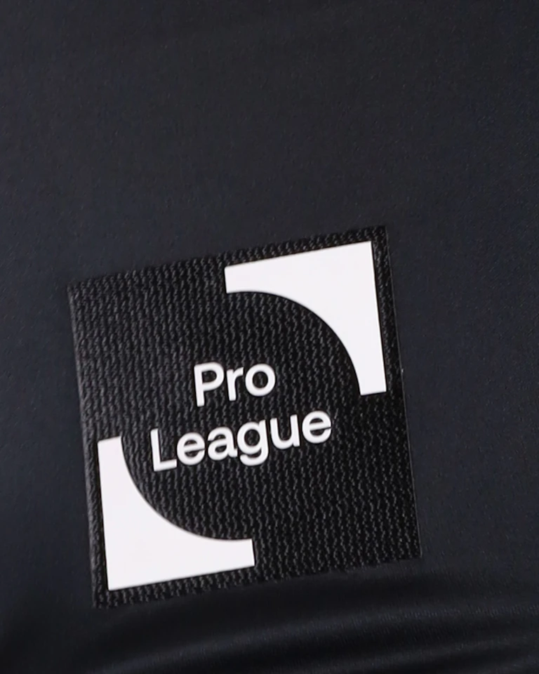 Pietro Perdichizzi K.Lierse S.K. camisa.