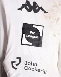 Maillot de Nils Schouterden (RFC Seraing)