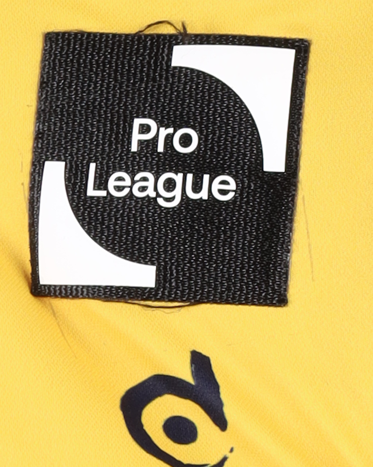 Maillot de Lucas Alves Monteiro (La Louvière)