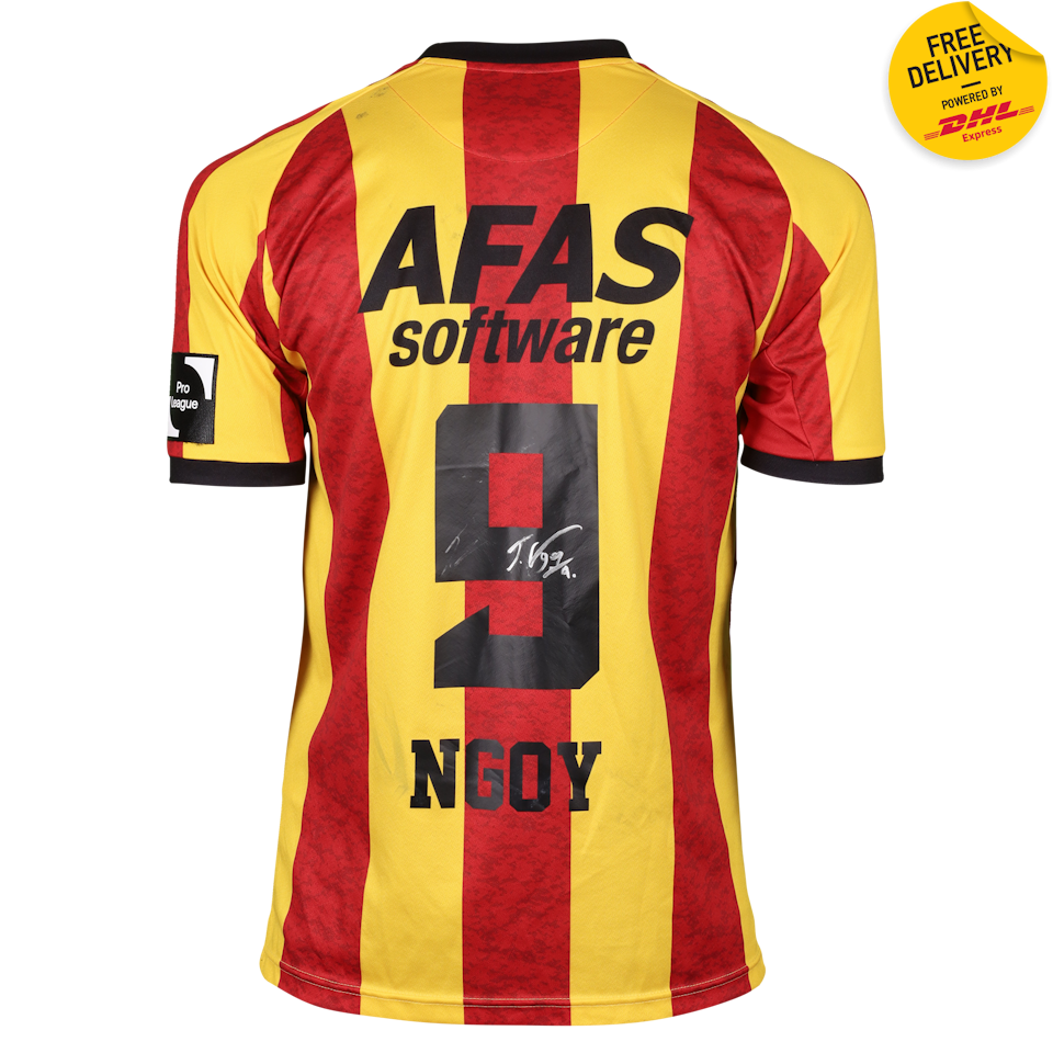 Julien Ngoy KV Mechelen jersey