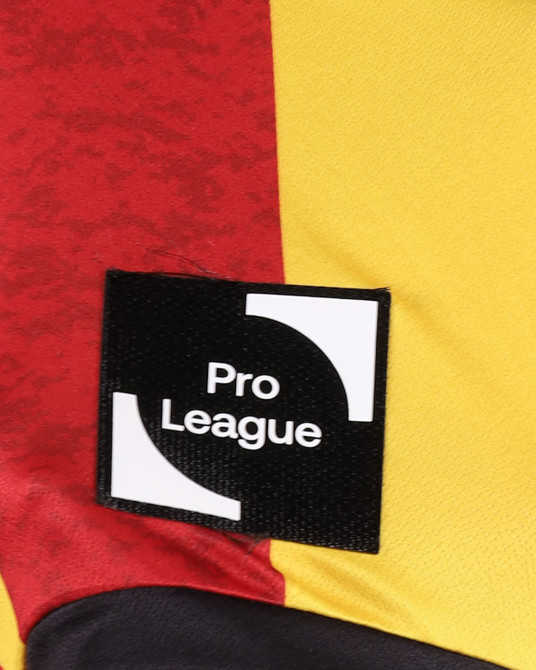 Isaac Asante KV Mechelen shirt