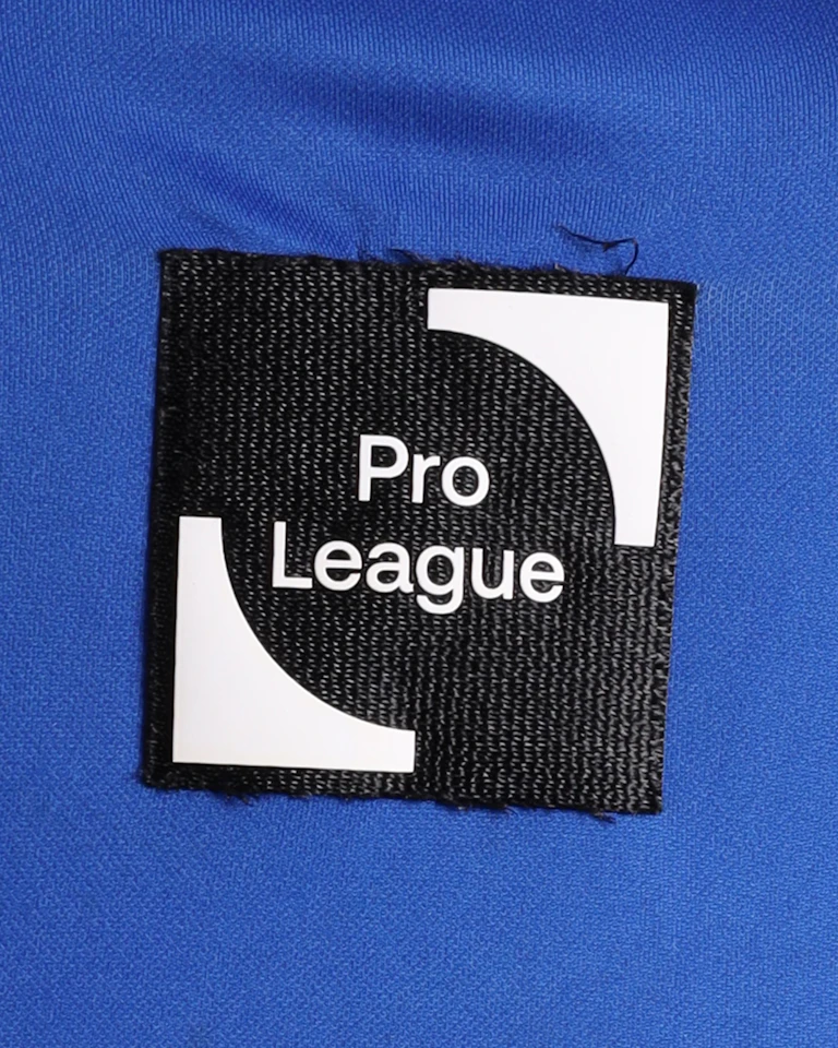 Djoully Nzoko Jong Genk camisa.