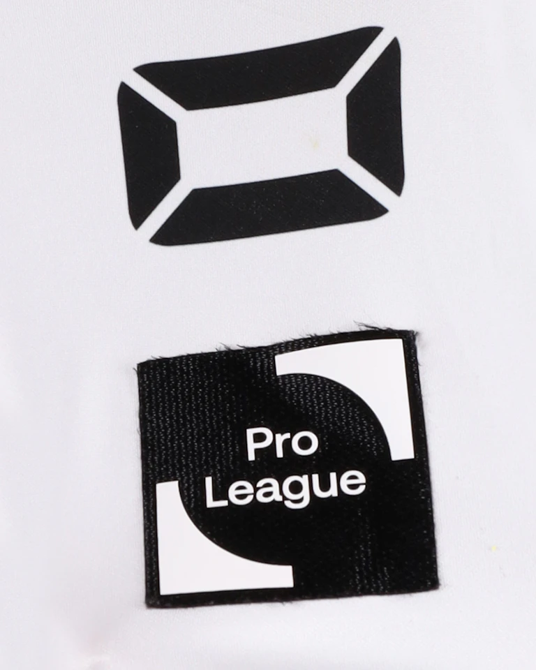 Takahiro Akimoto 明本考浩 OH Leuven forması