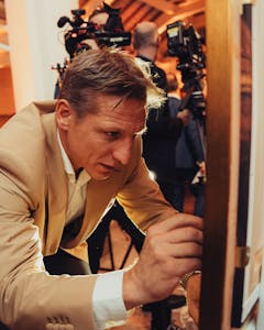 Exclusive and Signed Hall of Fame Portrait of Wesley Sonck