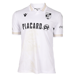 Alberto Oliveira Baio Vitória SC shirt