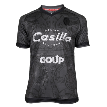 Squad Signed Shirt - 3