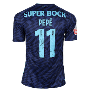 Pepê FC Porto shirt